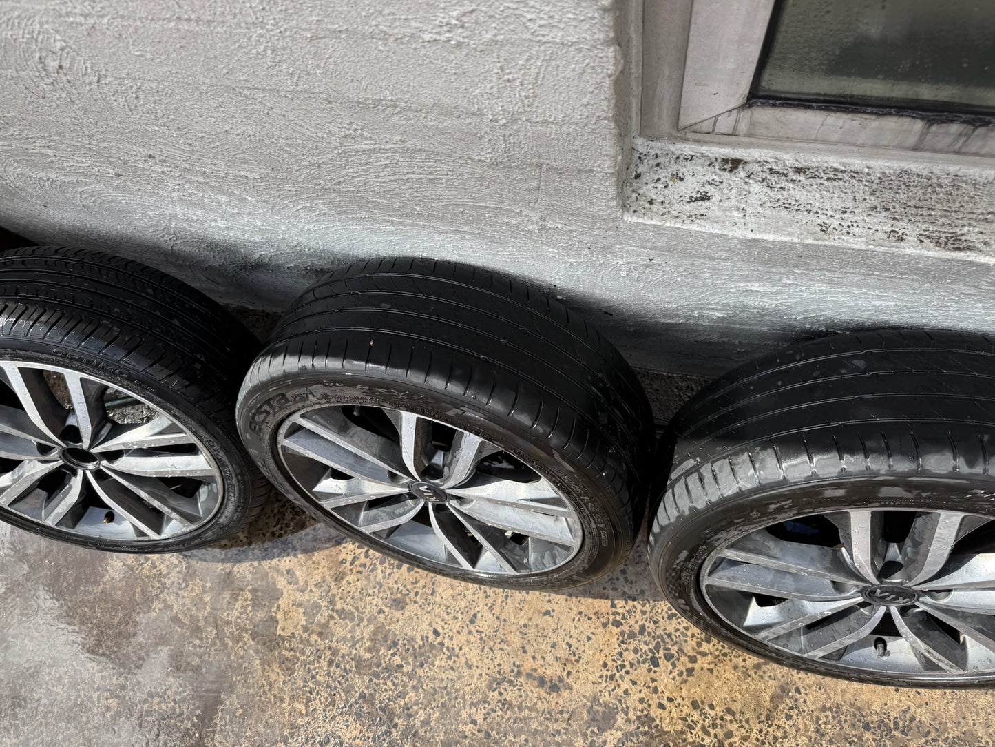 Kia Cerato 18” Alloy Wheels with Tyres