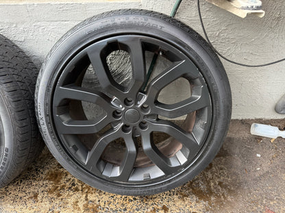 Land Rover Range Rover Sport 22” Alloy Wheels with Good Tyres