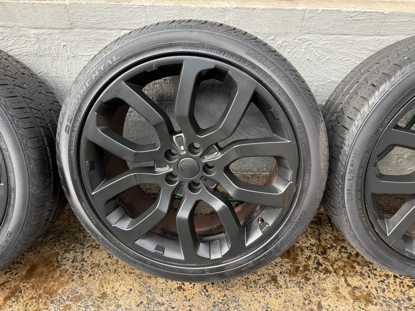 Land Rover Range Rover Sport 22” Alloy Wheels with Good Tyres