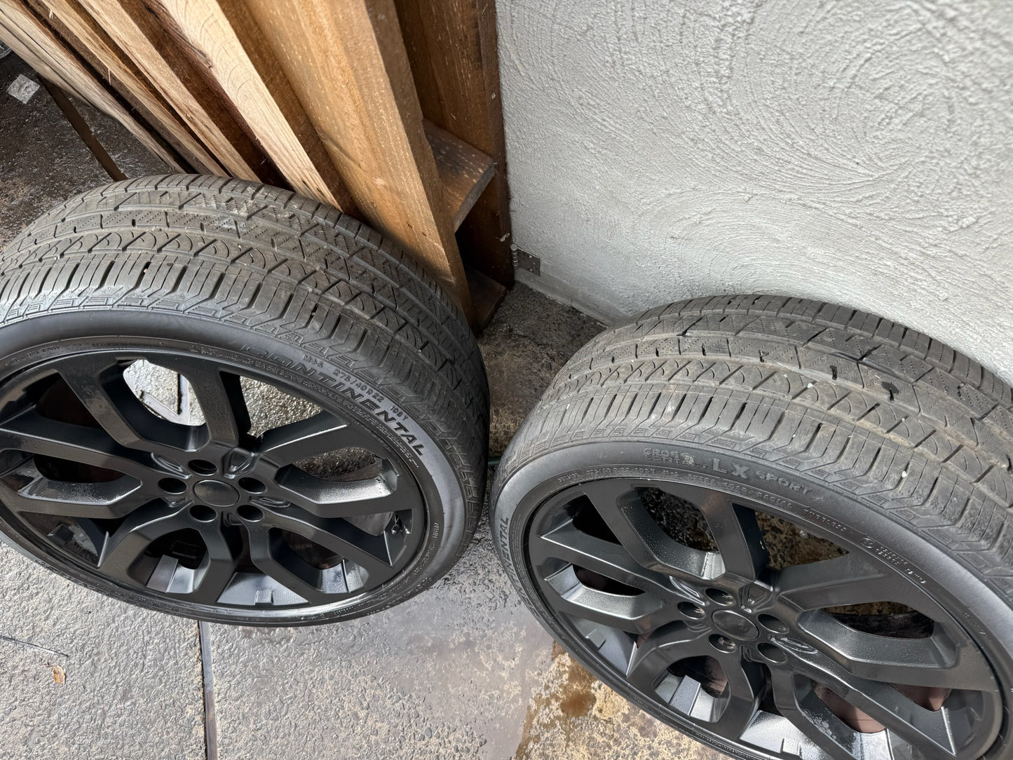 Land Rover Range Rover Sport 22” Alloy Wheels with Good Tyres