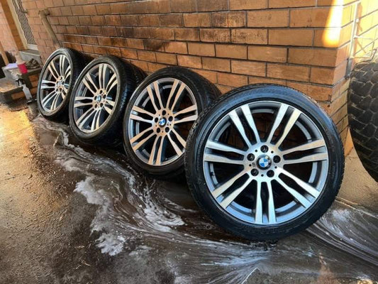 BMW X5 20” Staggered Alloy Wheels with Good Tyres
