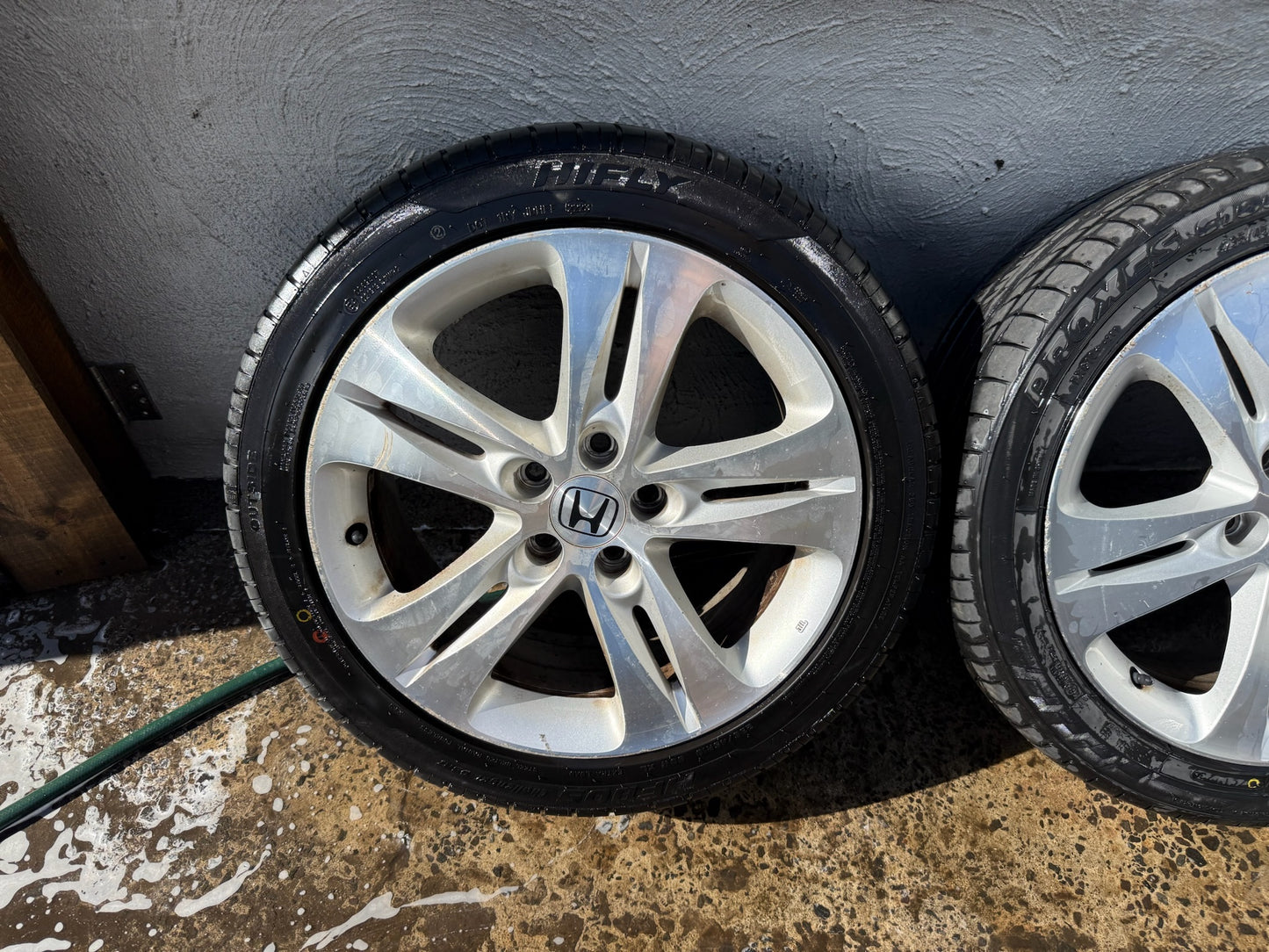 Honda Accord 18” Alloy Wheels with Good Tyres