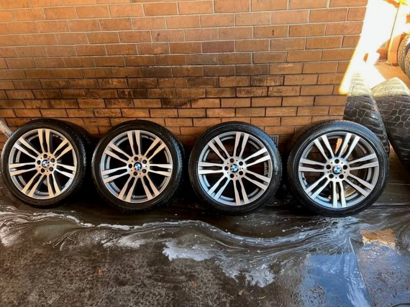 BMW X5 20” Staggered Alloy Wheels with Good Tyres