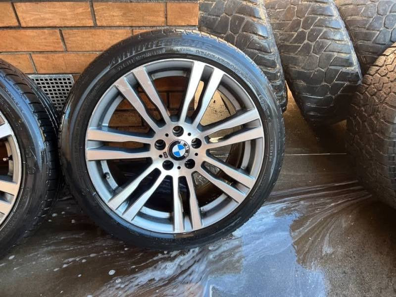 BMW X5 20” Staggered Alloy Wheels with Good Tyres