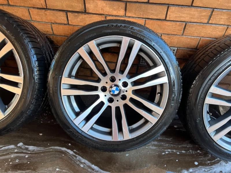 BMW X5 20” Staggered Alloy Wheels with Good Tyres