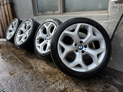 BMW X5 X6 20” Staggered Alloy Wheels with Excellent Tyres