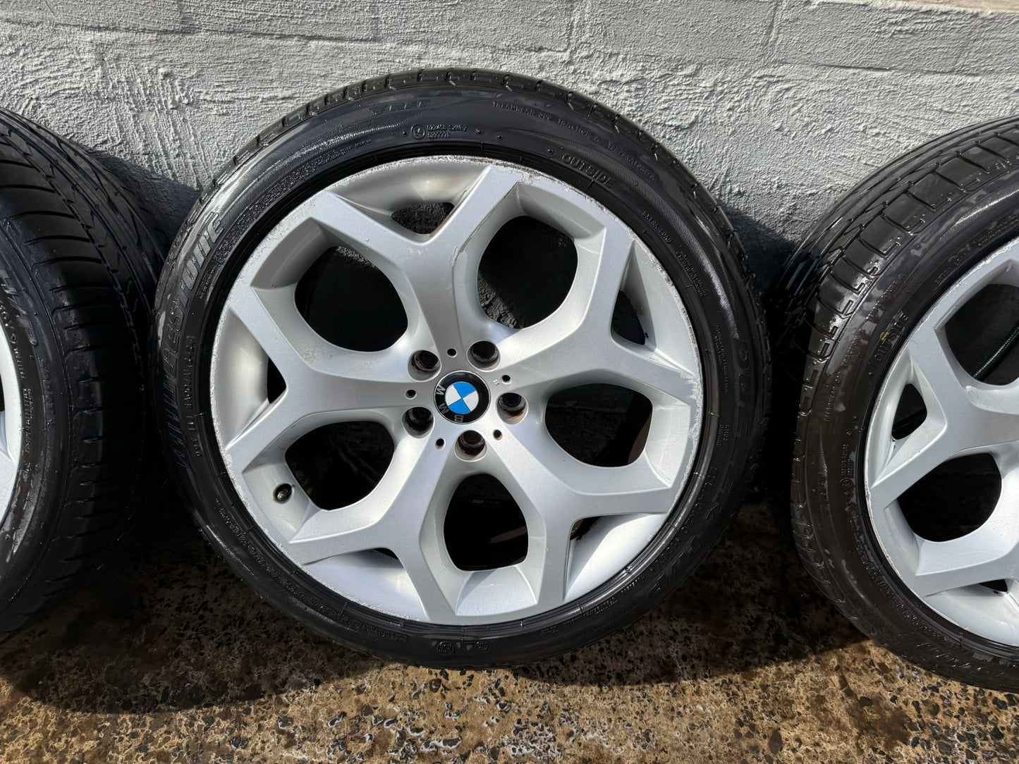 BMW X5 X6 20” Staggered Alloy Wheels with Excellent Tyres