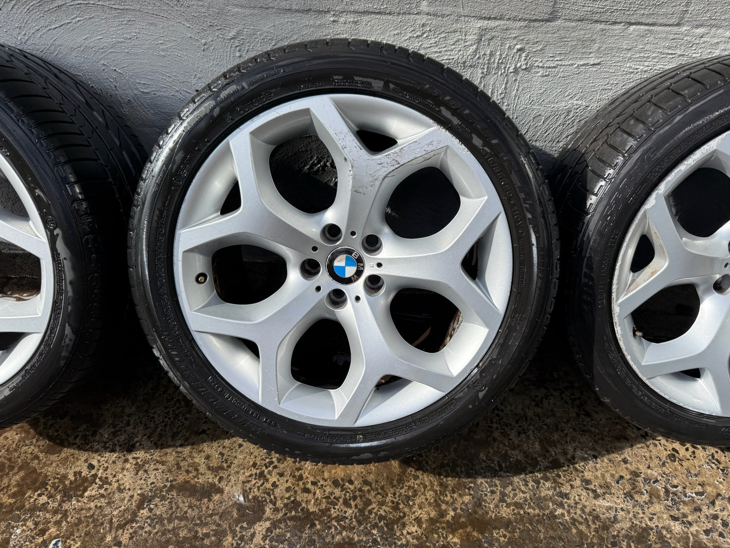BMW X5 X6 20” Staggered Alloy Wheels with Excellent Tyres
