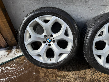 BMW X5 X6 20” Staggered Alloy Wheels with Excellent Tyres