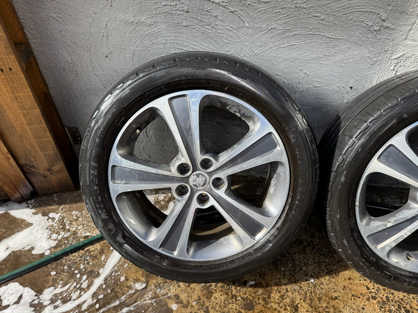 Holden Captiva 19” Alloy Wheels with Good Michellin Tyres