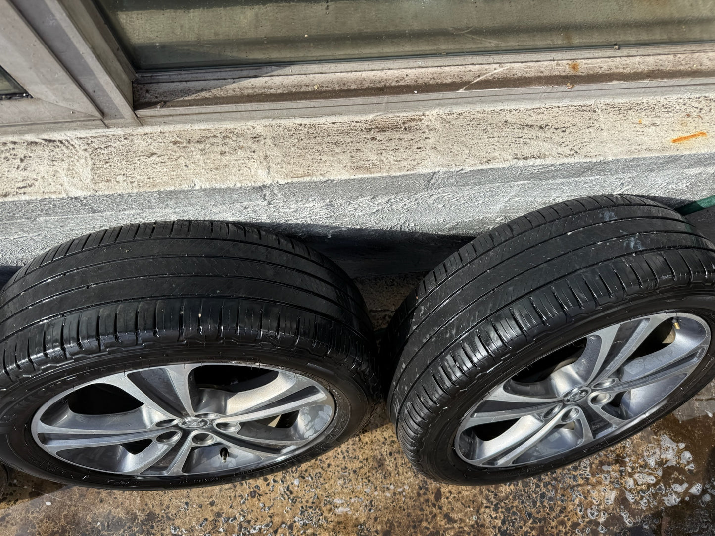 Holden Captiva 19” Alloy Wheels with Good Michellin Tyres