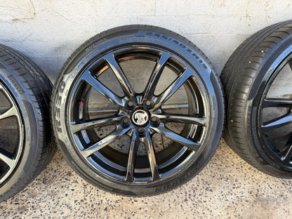 Holden Commodore VF SSV 19” Alloy Wheels with Excellent Tyres