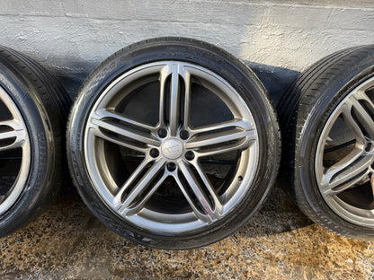 Audi Q7 21” Alloy Wheels with Good Tyres