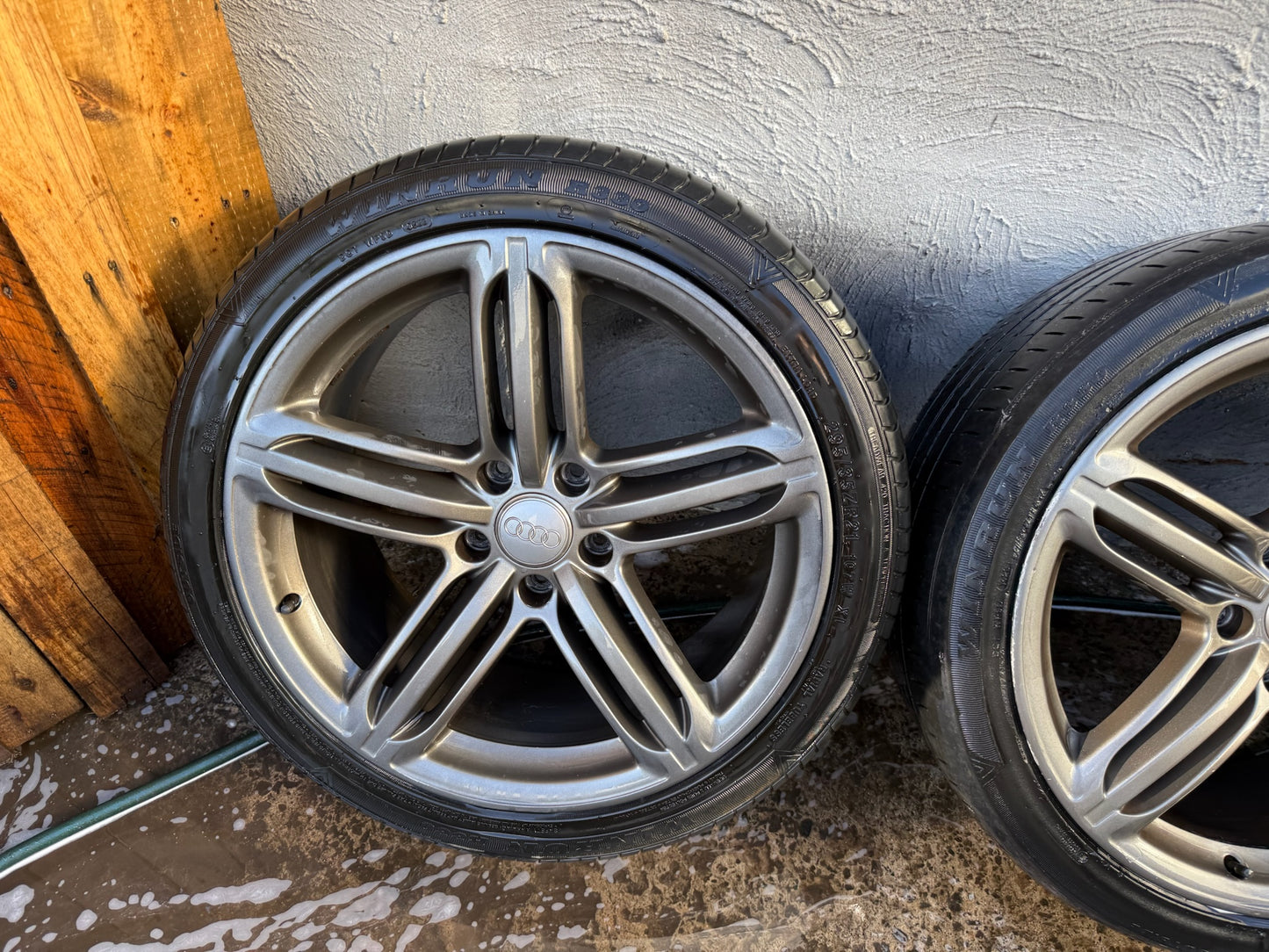 Audi Q7 21” Alloy Wheels with Good Tyres