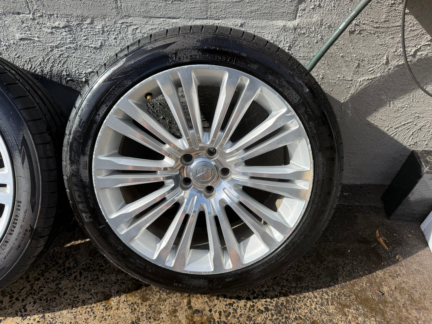 Chrysler 300 20” Alloy Wheels with Good Tyres