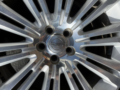 Chrysler 300 20” Alloy Wheels with Good Tyres