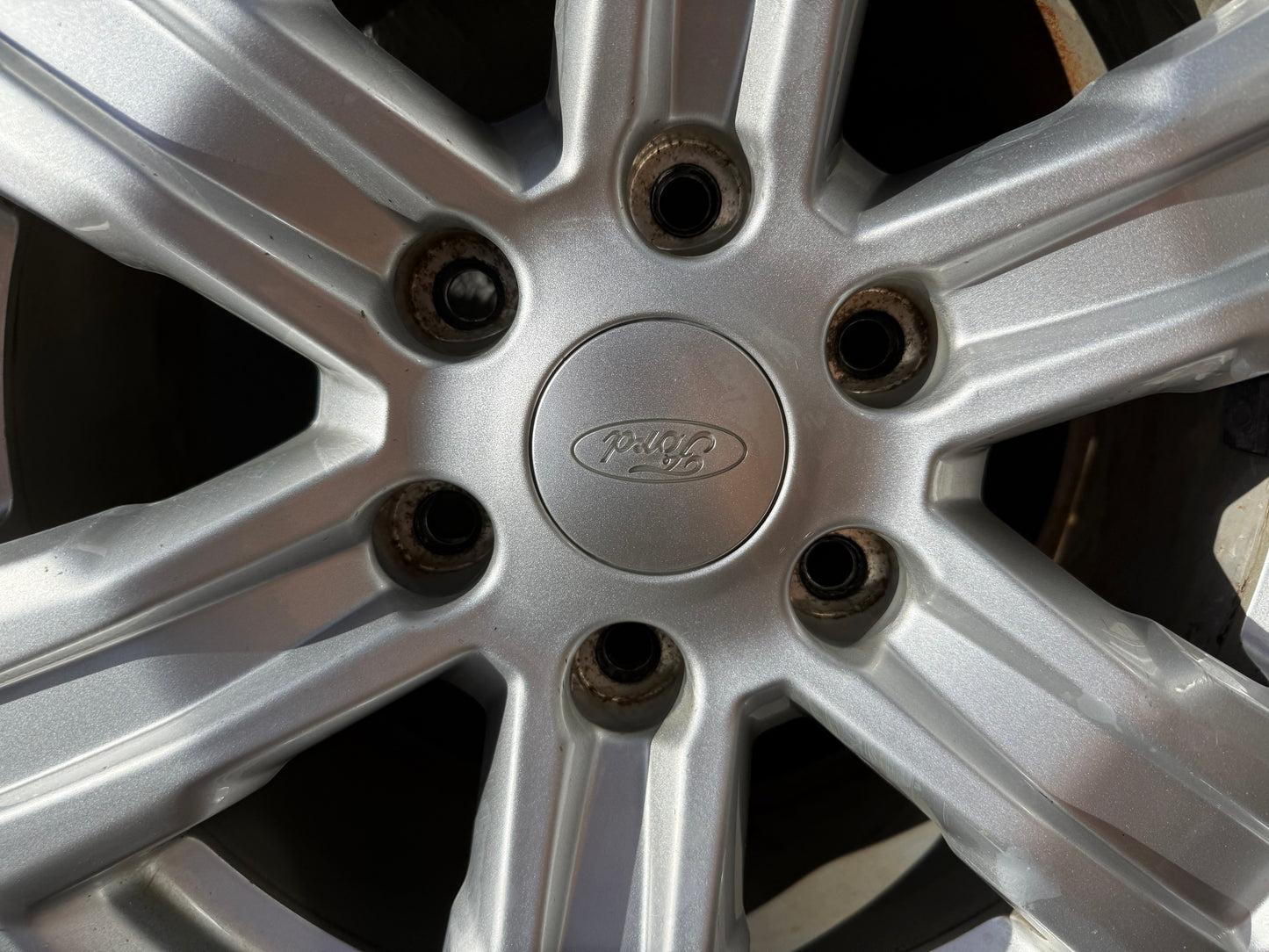 Ford Ranger/Everest 17” Alloy Wheels with Excellent Tyres