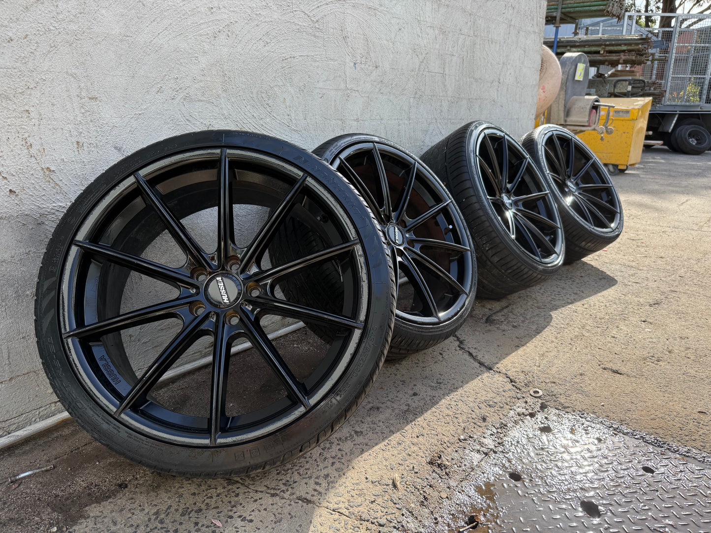 Hussla Black Staggered Multi Spoke 20” Alloy Wheels with Good Tyres