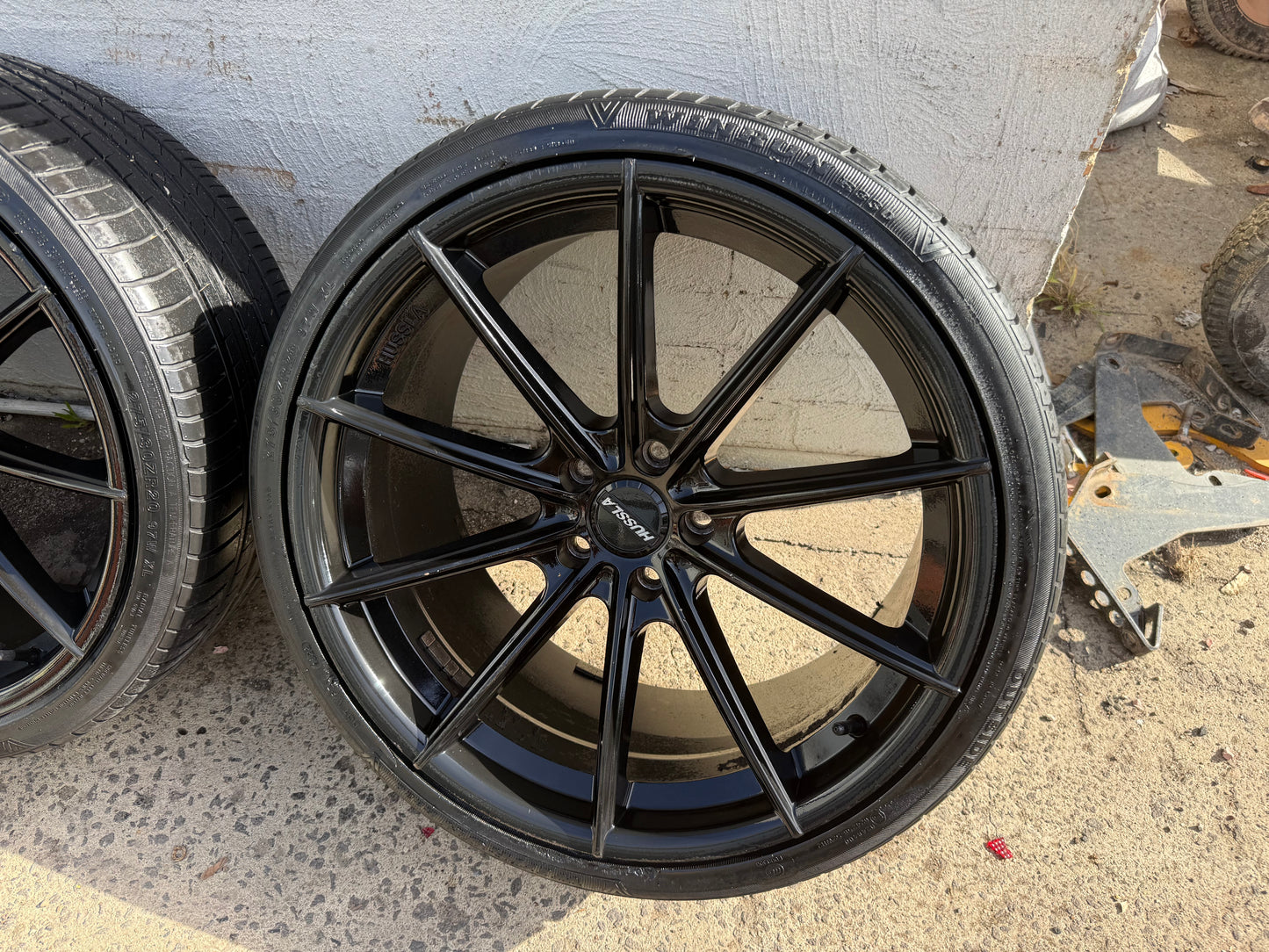 Hussla Black Staggered Multi Spoke 20” Alloy Wheels with Good Tyres