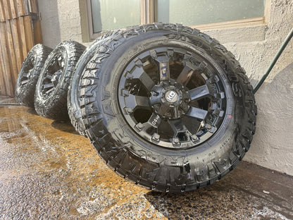 King Off Road Black Alloy Wheels with Maxxis Razr A/T Tyres