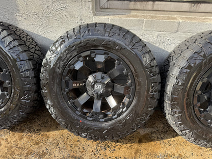 King Off Road Black Alloy Wheels with Maxxis Razr A/T Tyres
