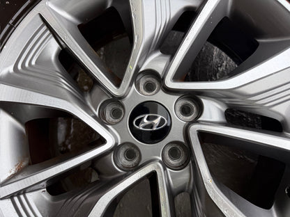 Hyundai Tucson 18” Alloy Wheels with Good Tyres