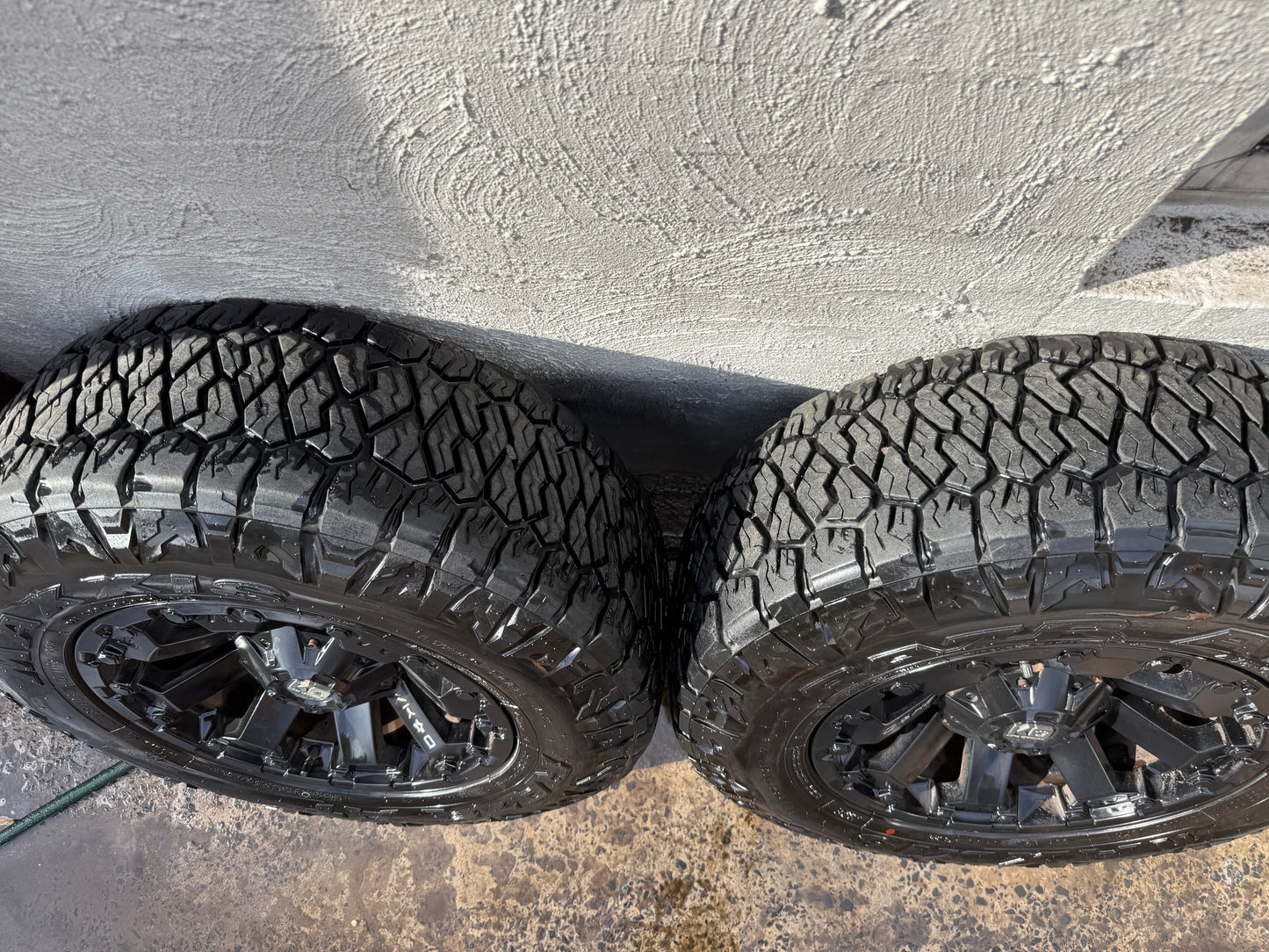 King Off Road Black Alloy Wheels with Maxxis Razr A/T Tyres