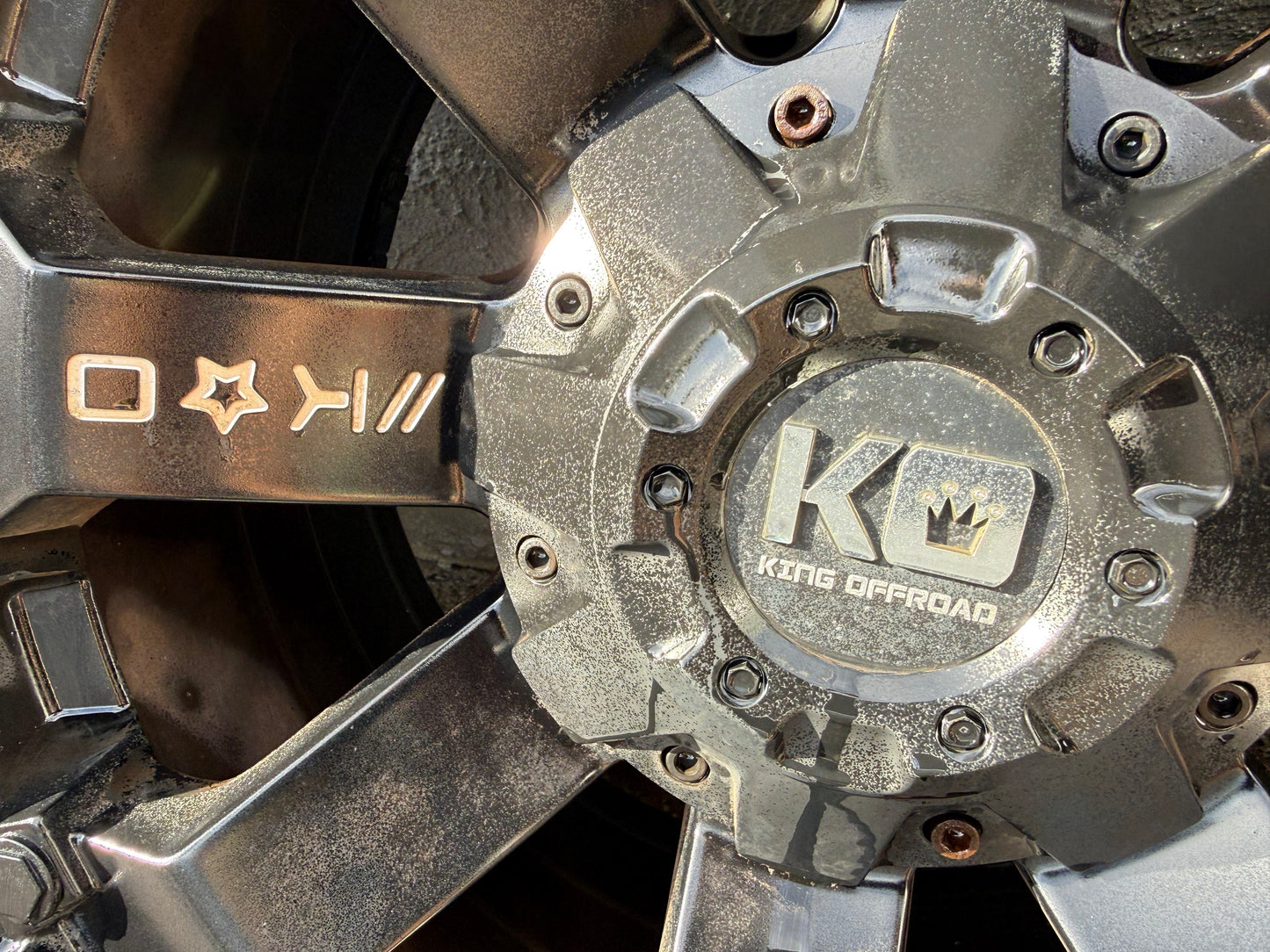 King Off Road Black Alloy Wheels with Maxxis Razr A/T Tyres