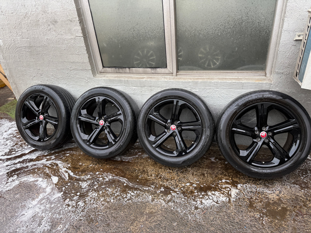 Jaguar F-Pace 20” Alloy Wheels with Good Tyres