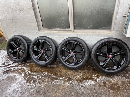 Jaguar F-Pace 20” Alloy Wheels with Good Tyres