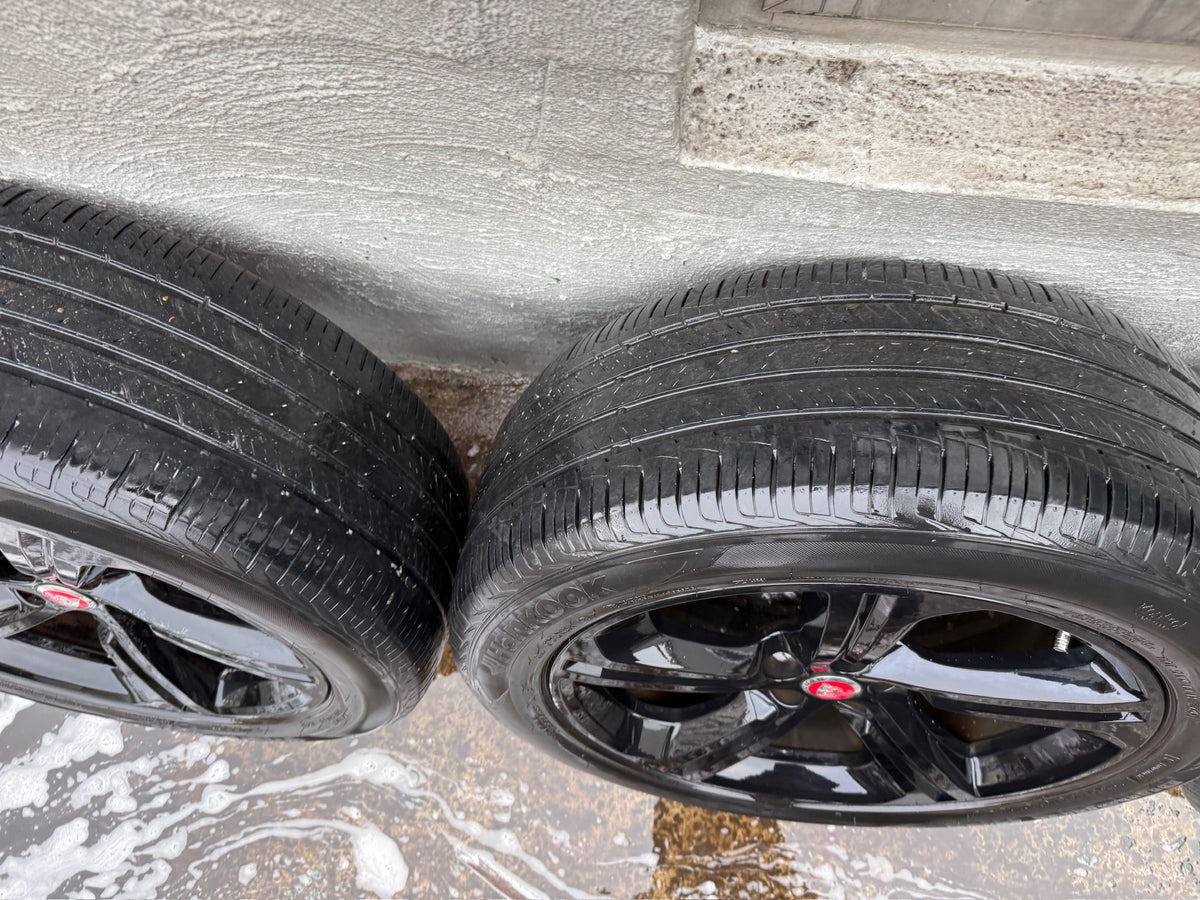 Jaguar F-Pace 20” Alloy Wheels with Good Tyres