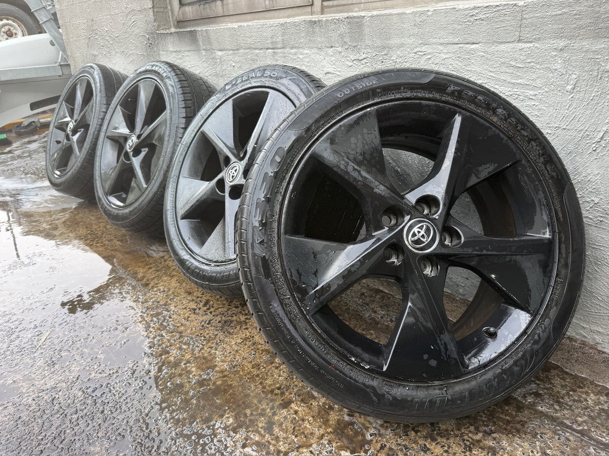 Toyota Camry 18” Alloy Wheels with Very Good Tyres
