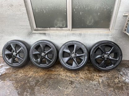 Toyota Camry 18” Alloy Wheels with Very Good Tyres