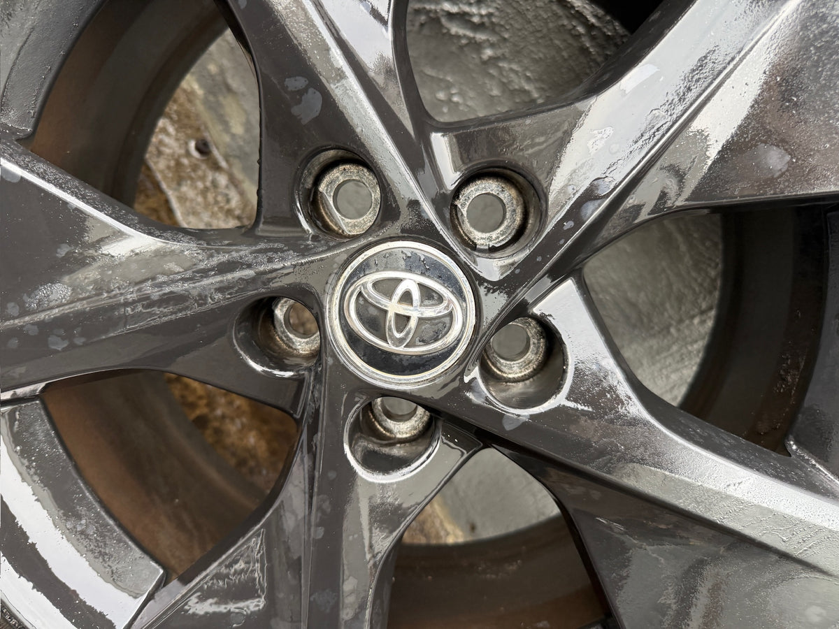 Toyota Camry 18” Alloy Wheels with Very Good Tyres