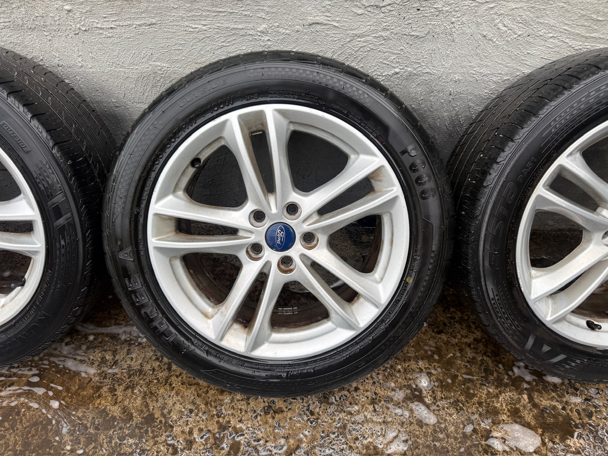 Ford Mondeo 17” Alloy Wheels with Good Tyres