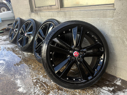Jaguar XK X150 20” Alloy Wheels with Tyres