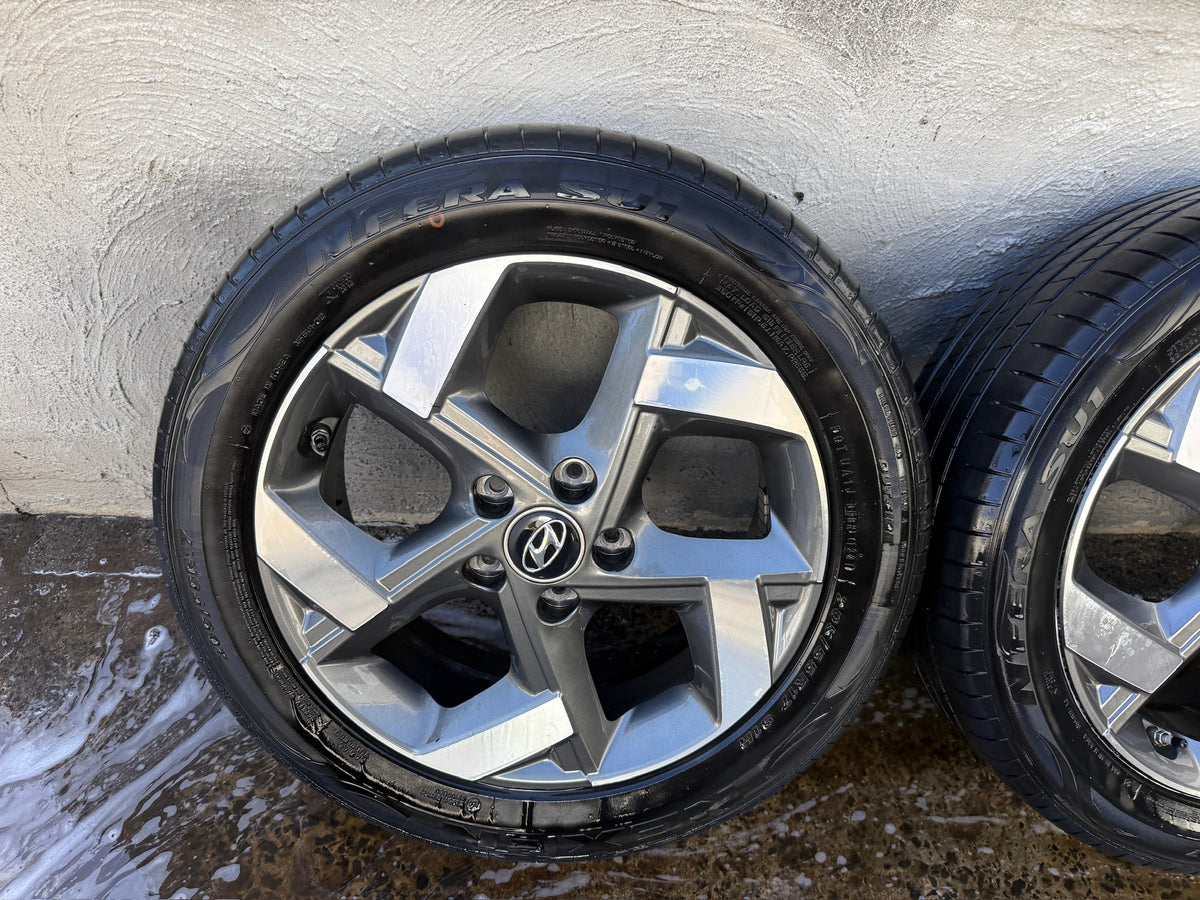 Hyundai Venue 17” Alloy Wheels with Good Tyres.