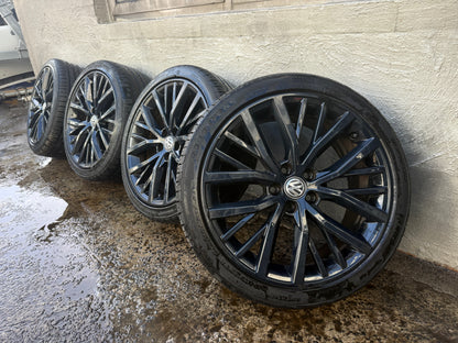 Volkswagen Polo 17” Alloy Wheels with Good Tyres