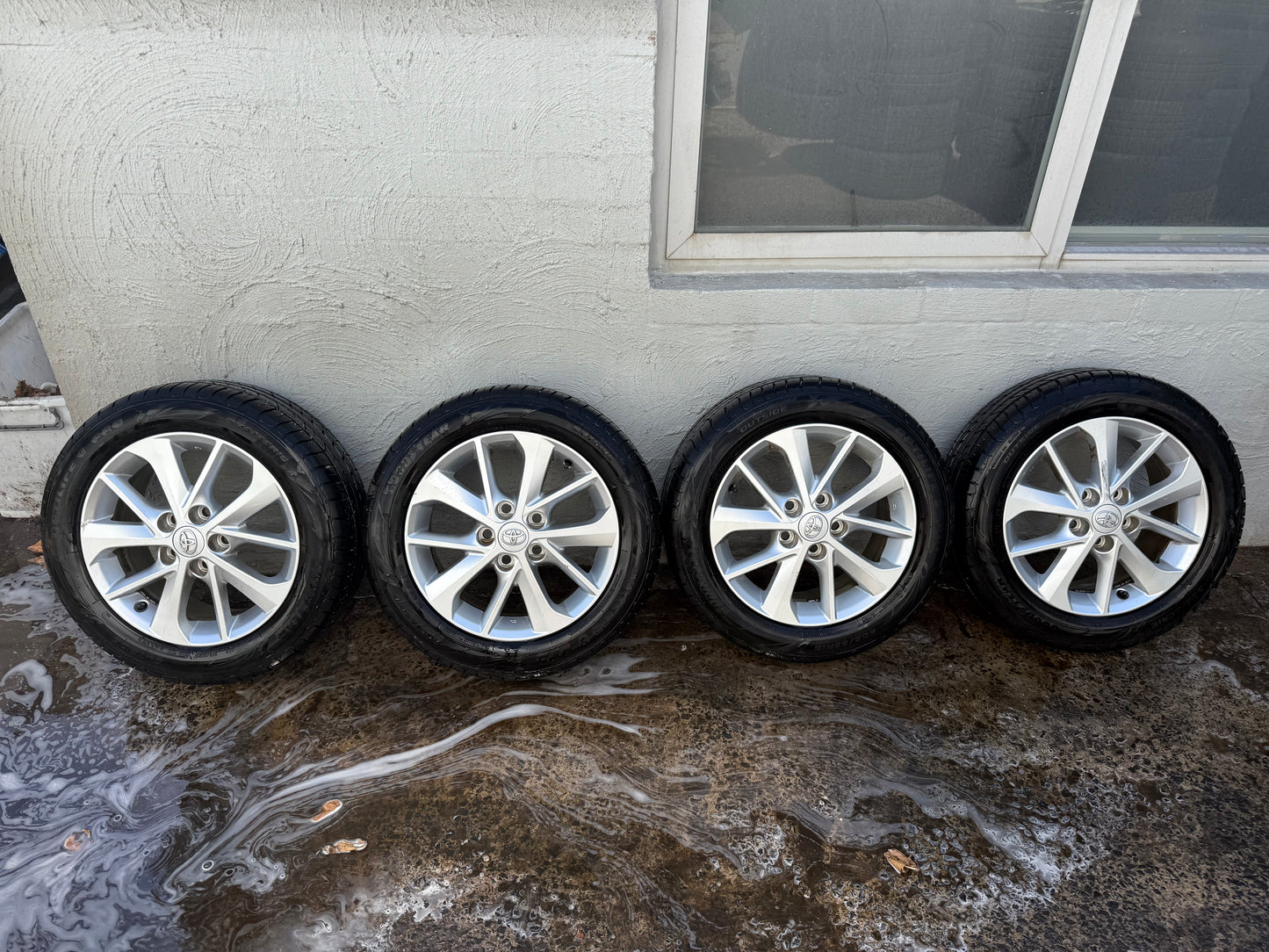 Toyota Corolla 16” Alloy Wheels with Good Tyres